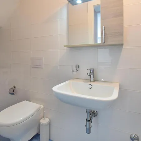 Semesterbostad Caladune Casa 1 *